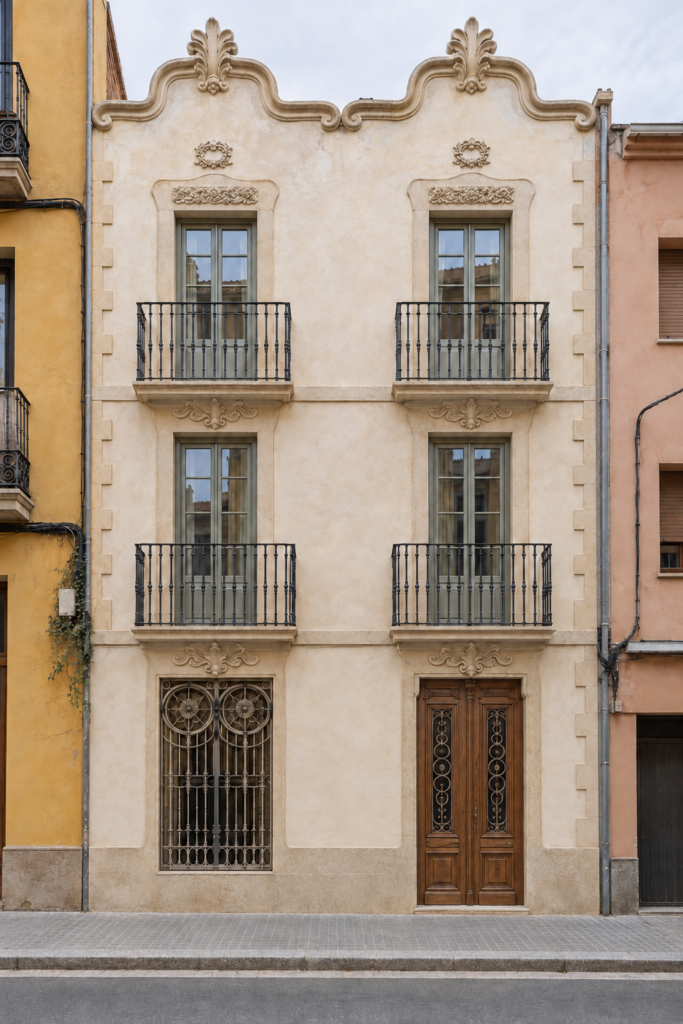 Fachada frontal Edificio Montserrat, Esparreguera